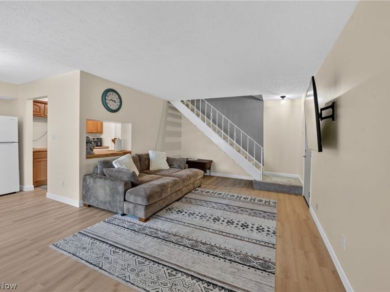 4926 Independence Circle, Unit B, Stow, OH 44224 Photo 9
