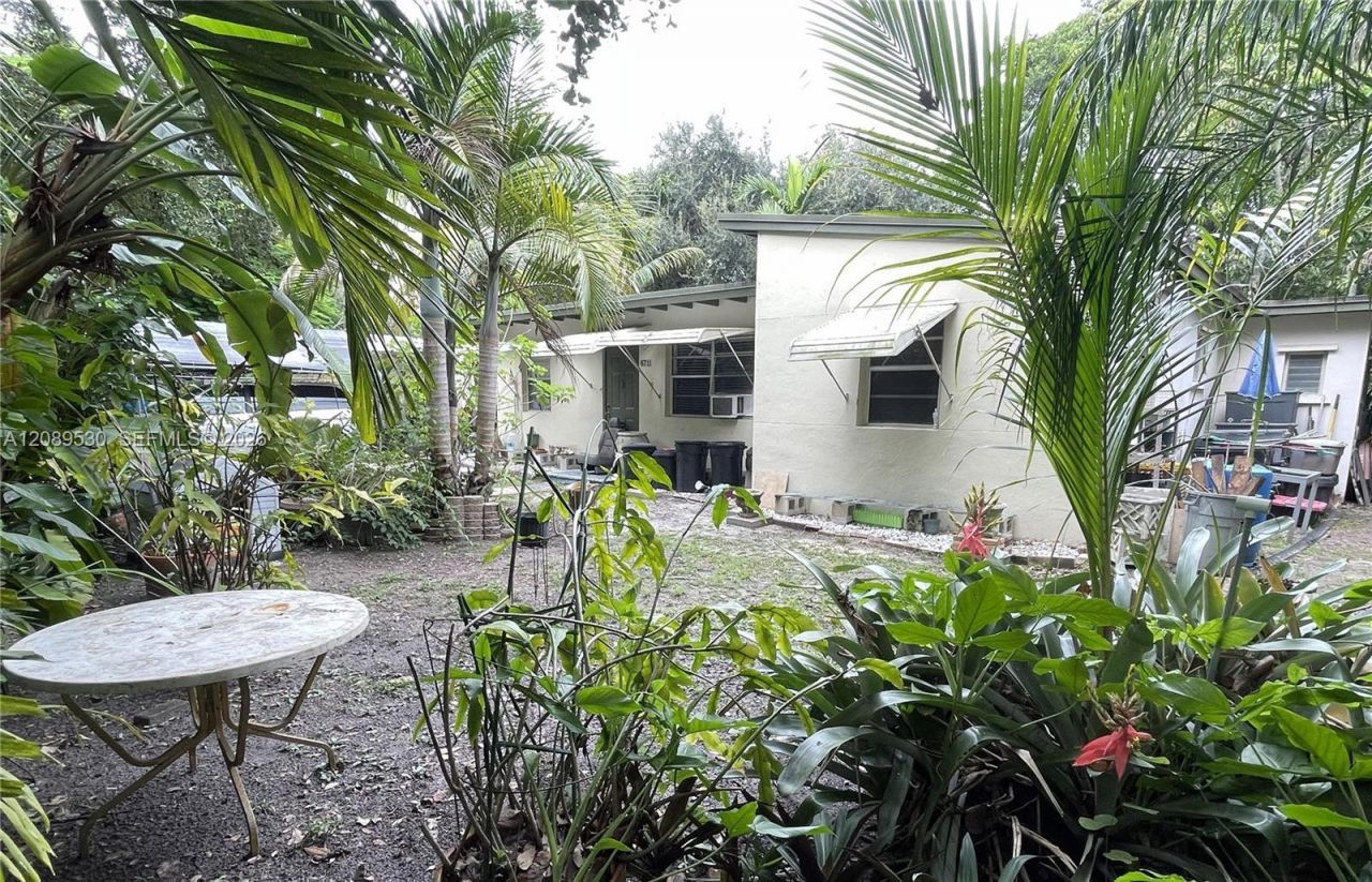 6711 SW 63rd Ave, South Miami, FL 33143 Photo