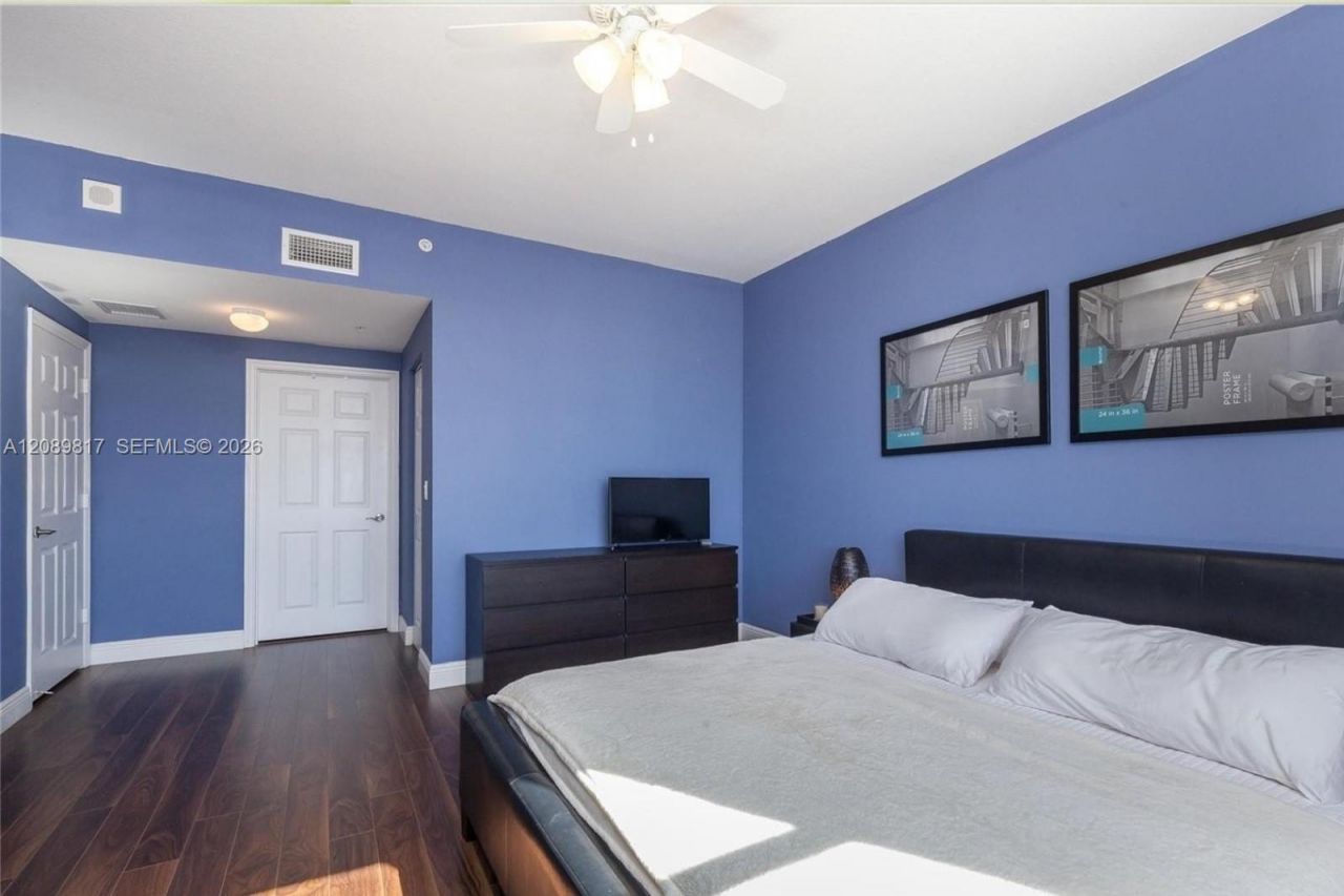 888 S Douglas Rd , Unit 1608, Coral Gables, FL 33134 Photo