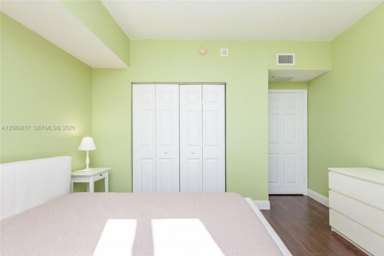 888 S Douglas Rd , Unit 1608, Coral Gables, FL 33134 Photo