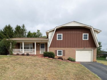 322 ANN ST, STAUNTON, VA 24401