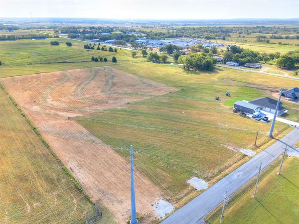 137 N Gaither Road , Pryor, OK 74361