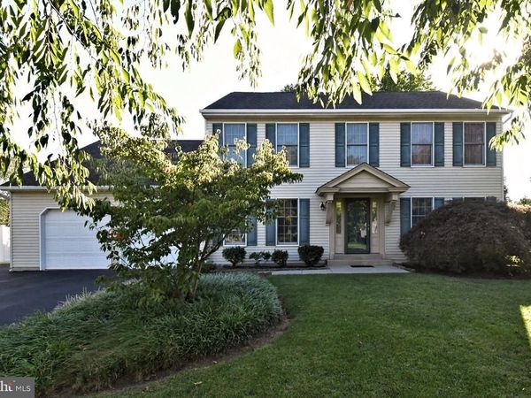 553 PATERNO DRIVE, HARLEYSVILLE, PA 19438