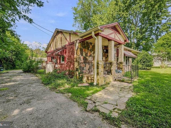 85 KING STREET , SMYRNA, DE 19977