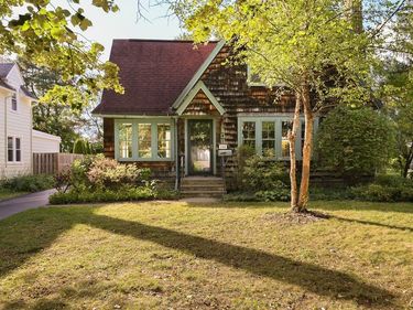 108 Dewittshire Road, Syracuse, NY 13214
