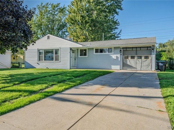 160 Newell Avenue , Tonawanda, NY 14150