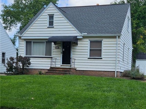 19919 Maple Heights Boulevard, Maple Heights, OH 44137