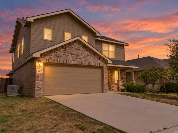 5407 CHAMPS ELYSEES, St Hedwig, TX 78152