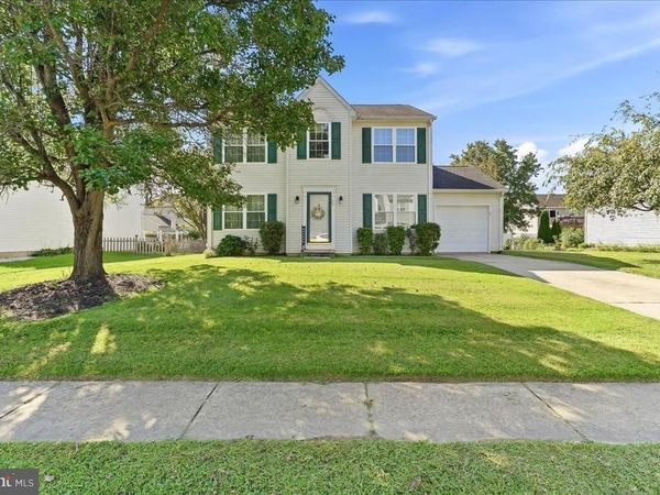 23 BELFORT LOOP, NEWARK, DE 19702