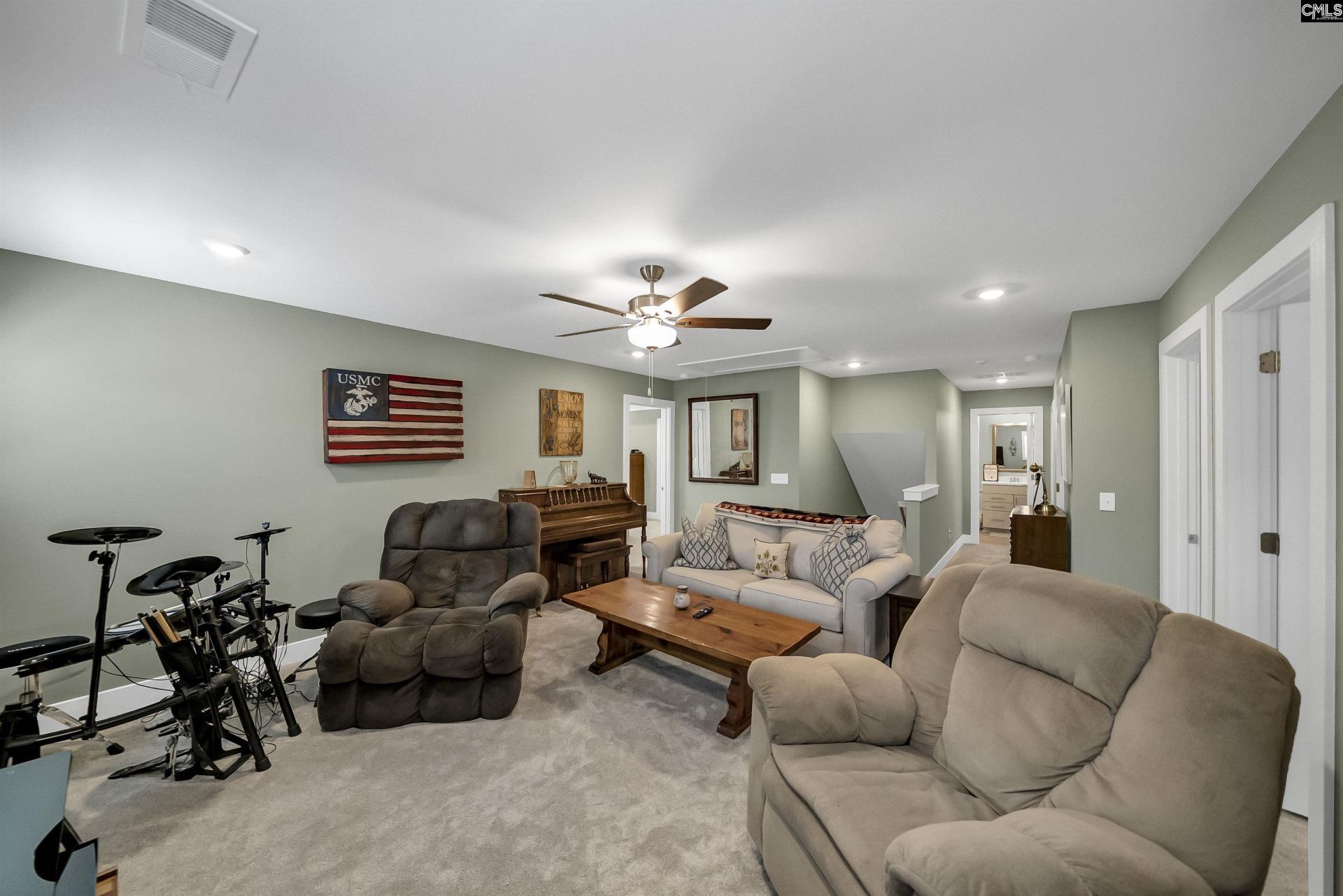 8 Elk Run Court  Photo 33