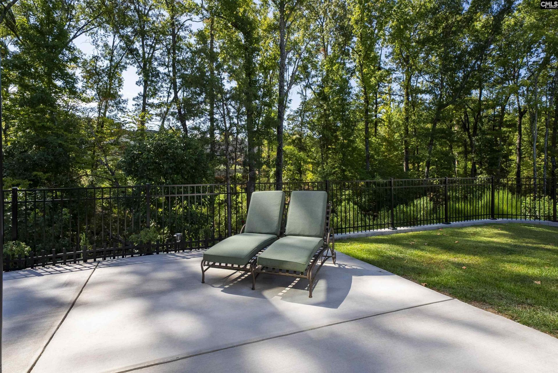 8 Elk Run Court  Photo 46