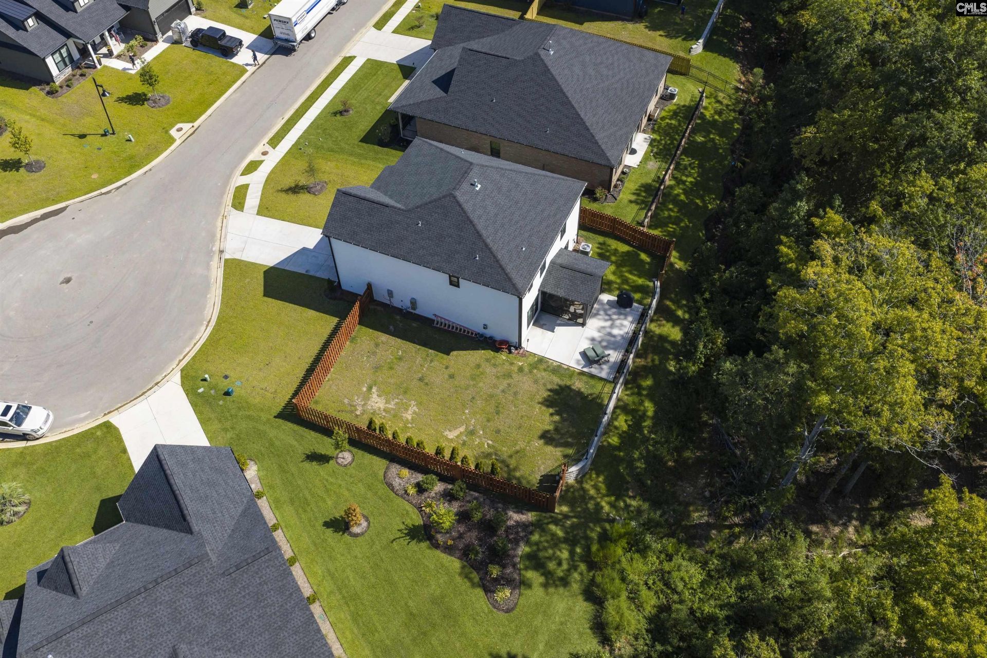 8 Elk Run Court  Photo 58