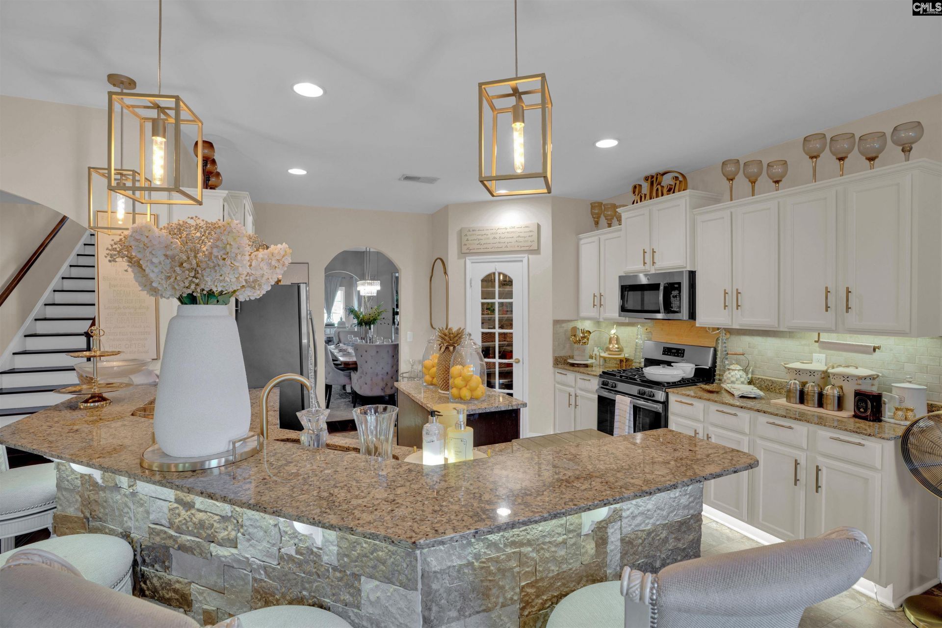 225 Lower Glen Circle  Photo 16
