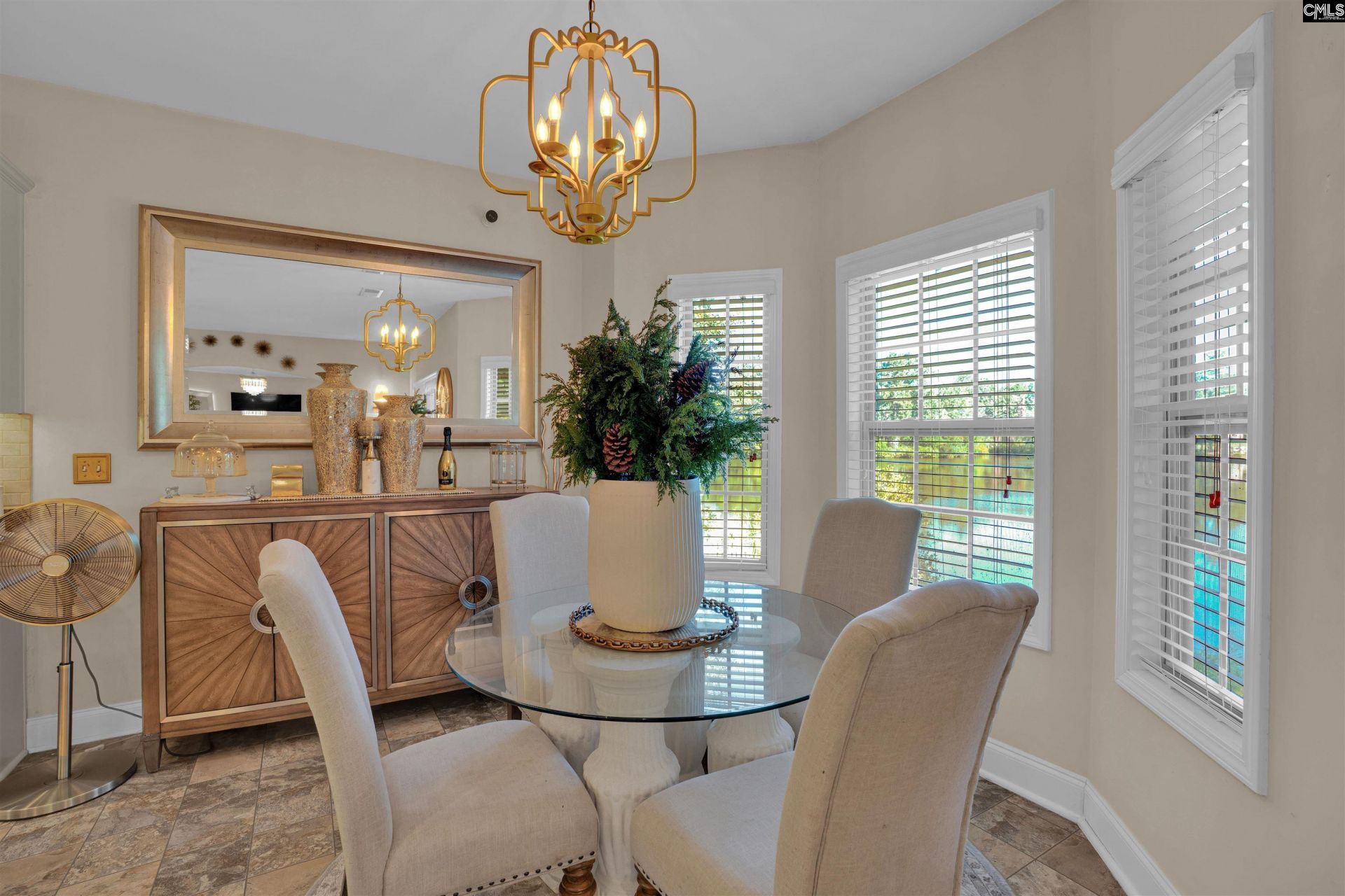 225 Lower Glen Circle  Photo 17