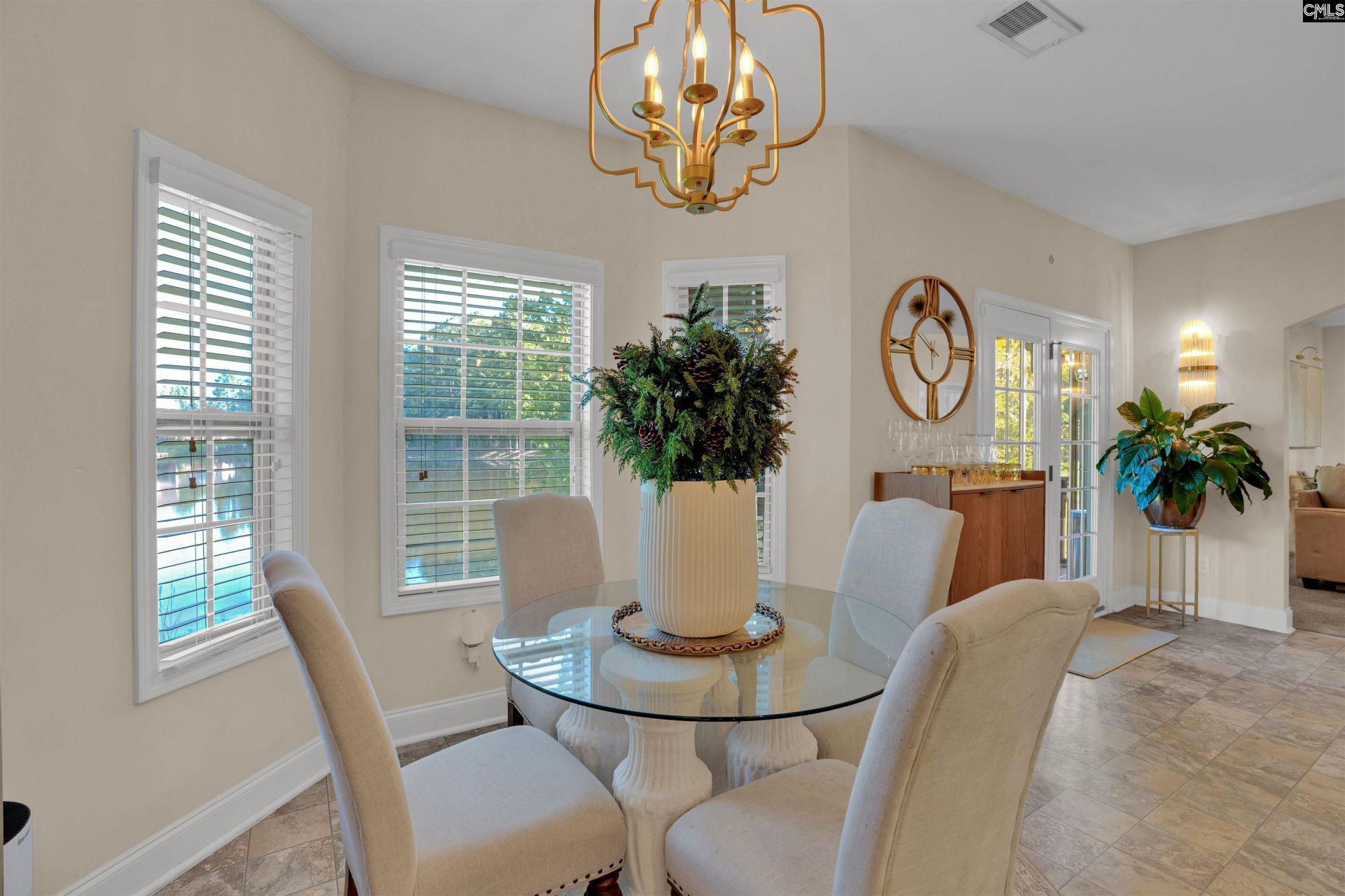 225 Lower Glen Circle  Photo 18