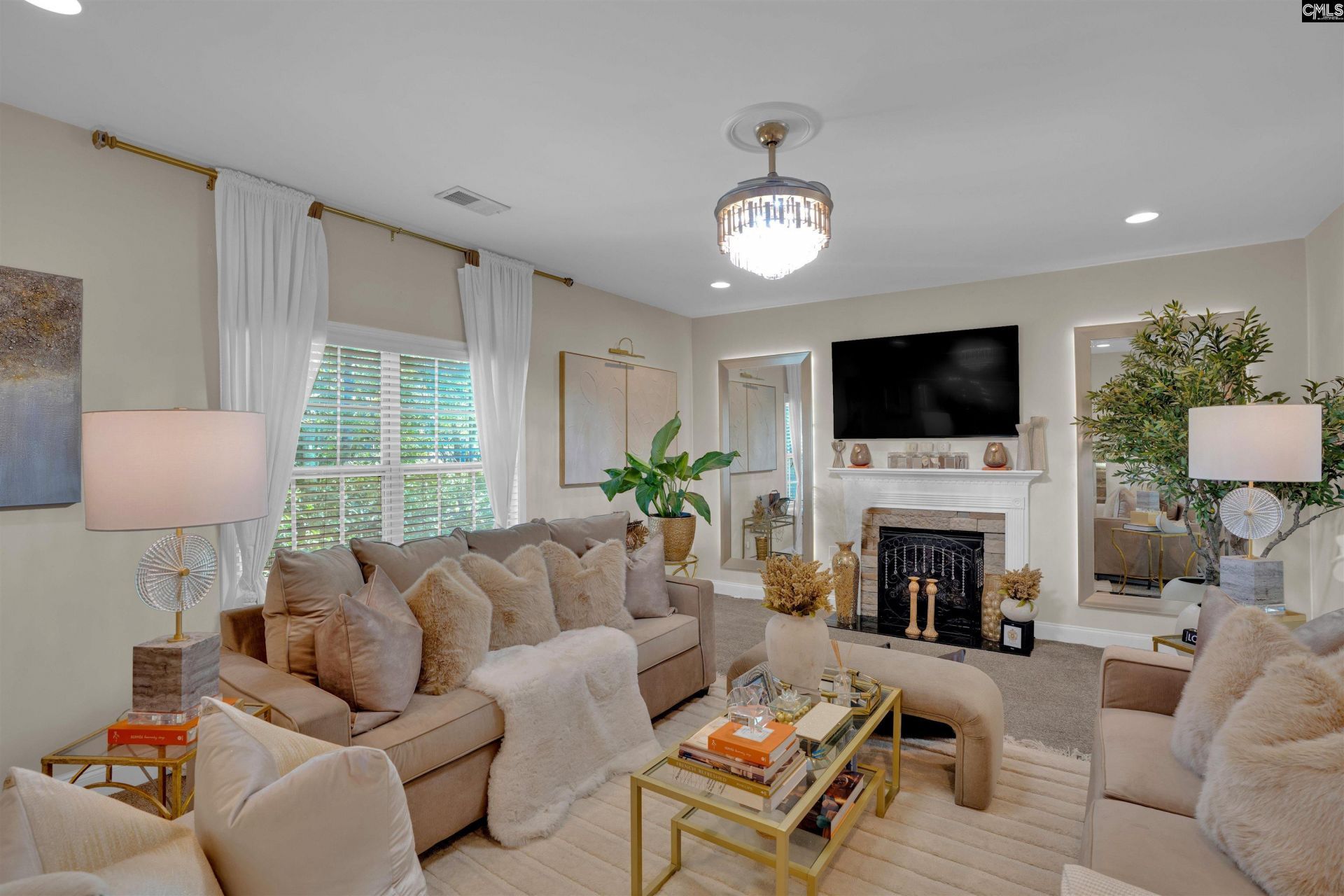225 Lower Glen Circle  Photo 22