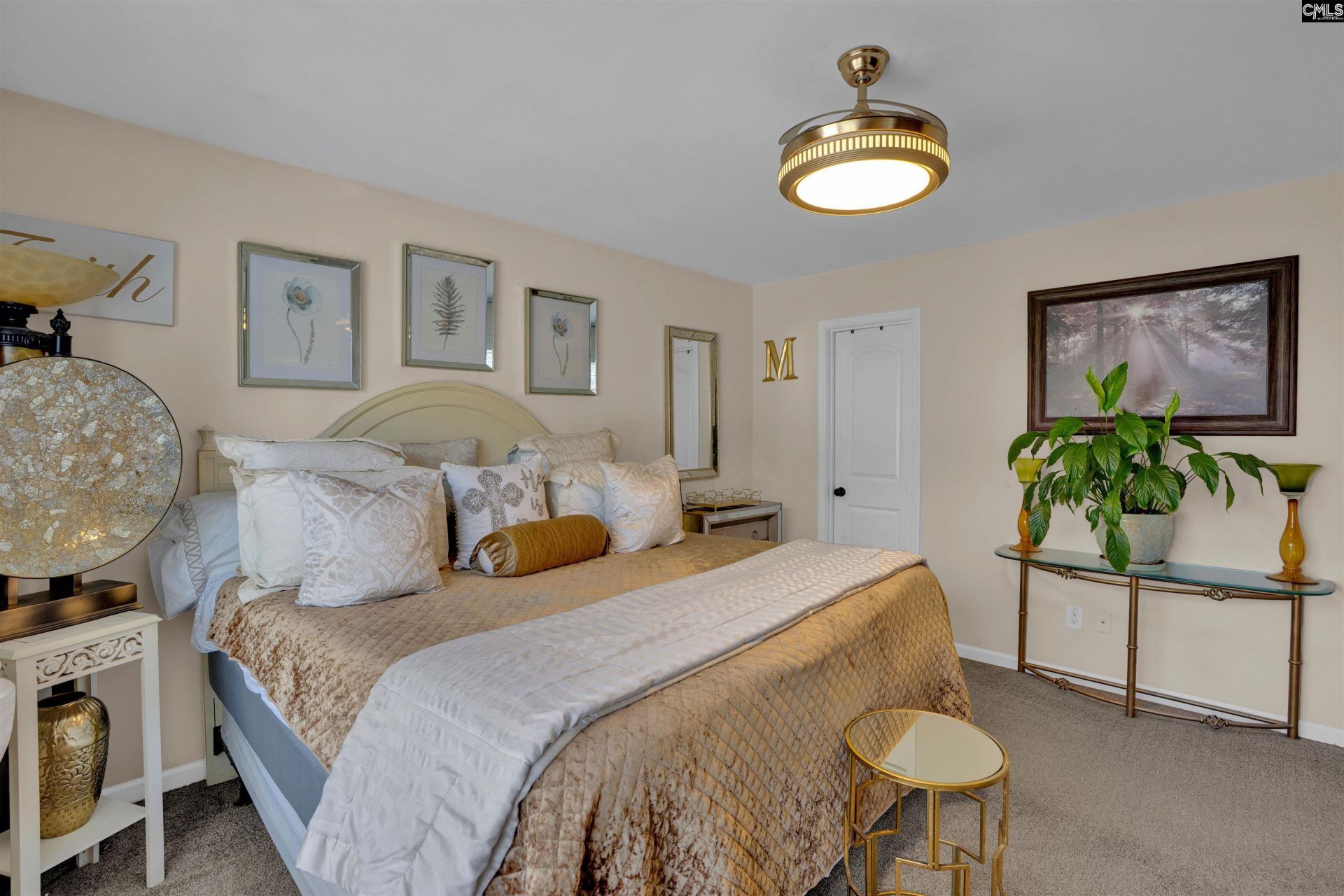 225 Lower Glen Circle  Photo 32