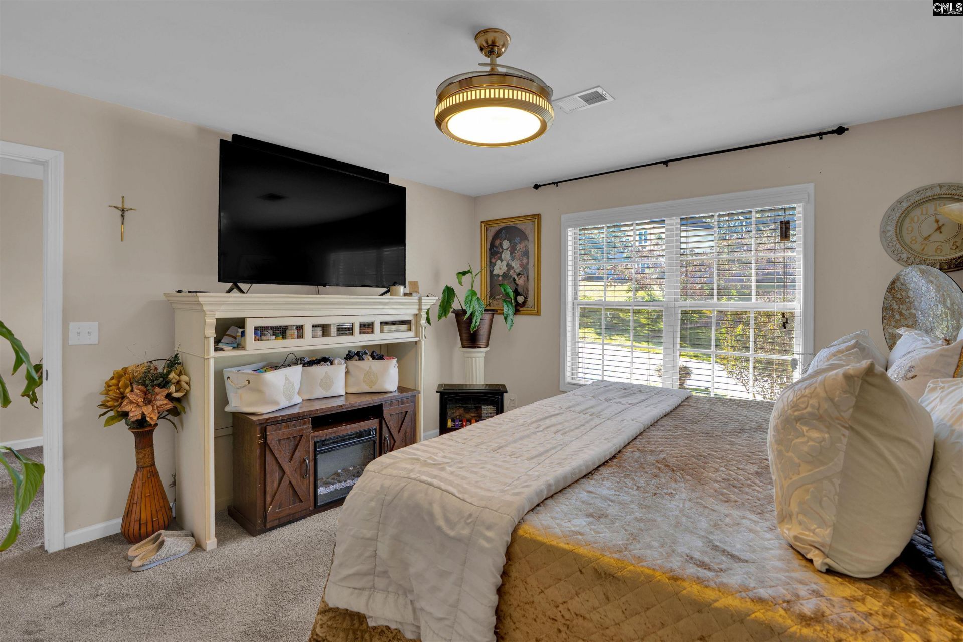 225 Lower Glen Circle  Photo 33