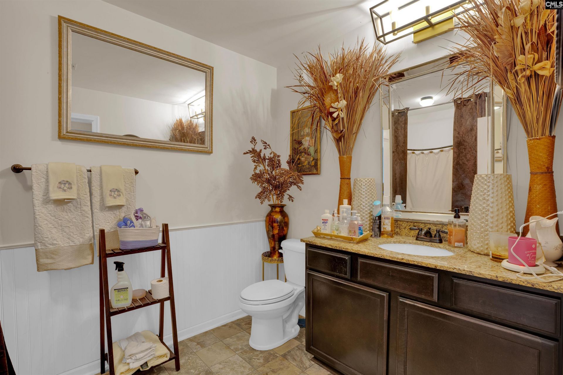 225 Lower Glen Circle  Photo 34