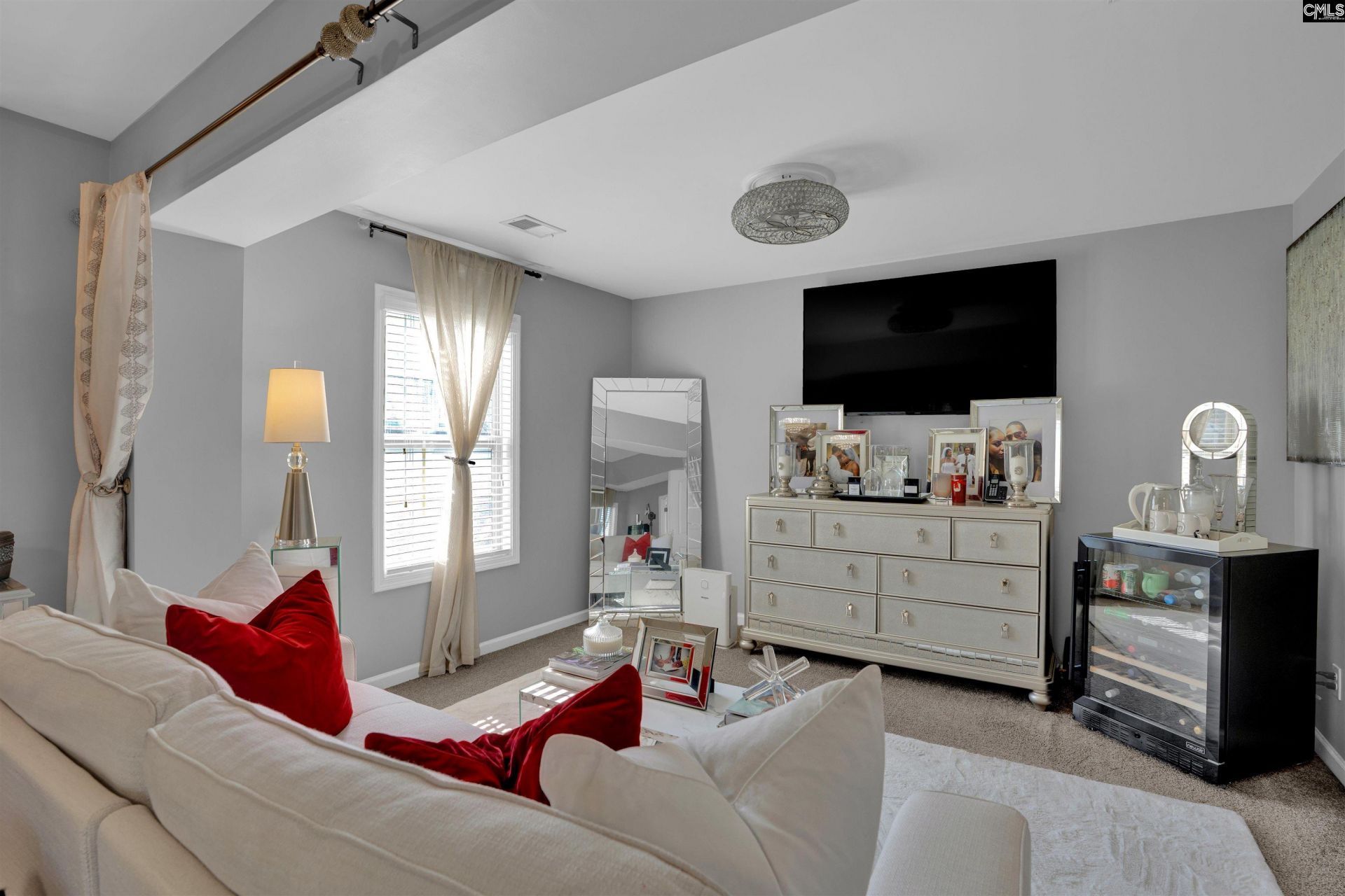 225 Lower Glen Circle  Photo 41