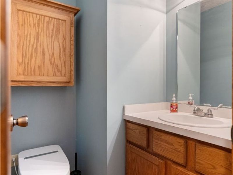 2124 Mount Pleasant Street NE, Canton, OH 44721 Photo 15