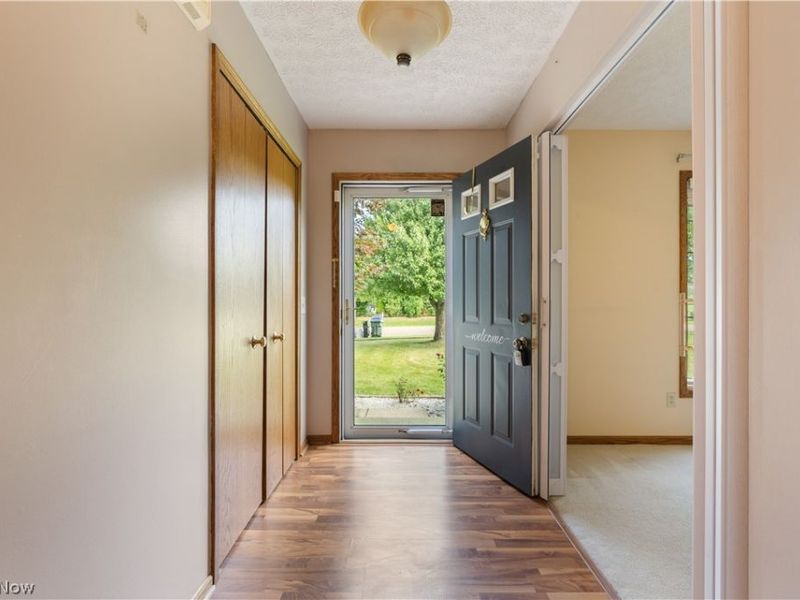 2124 Mount Pleasant Street NE, Canton, OH 44721 Photo 3
