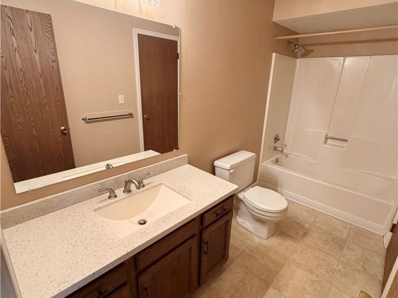 6385 Catawba Drive, Unit 6, Canfield, OH 44406 Photo 9