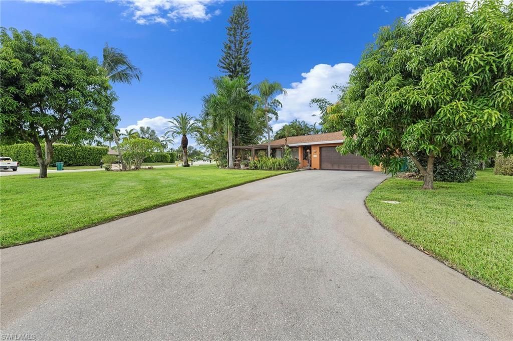 511 Eastwood Dr, Naples, FL 34110 Photo