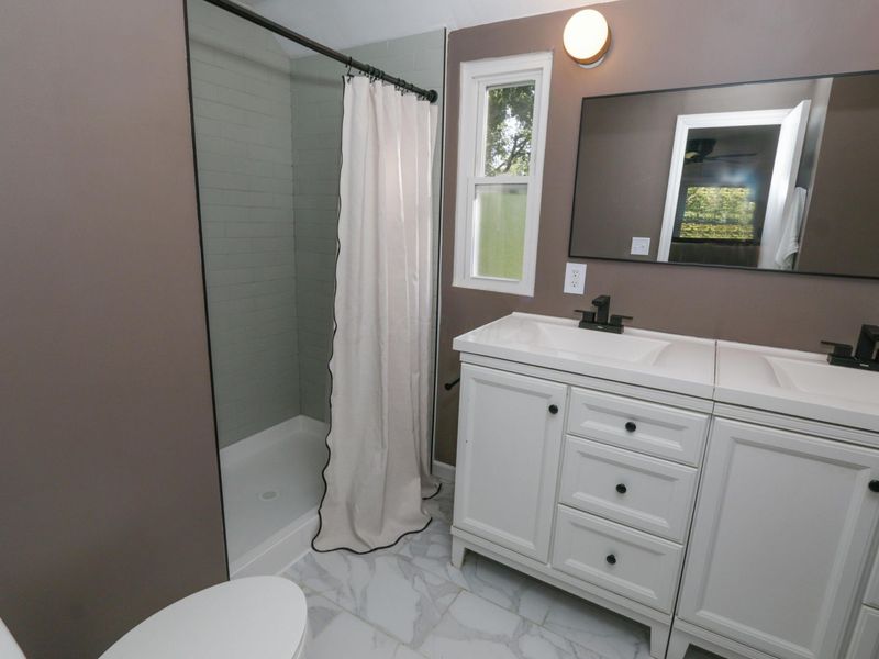 2441 Berwick Boulevard, Columbus, OH 43209 Photo 18