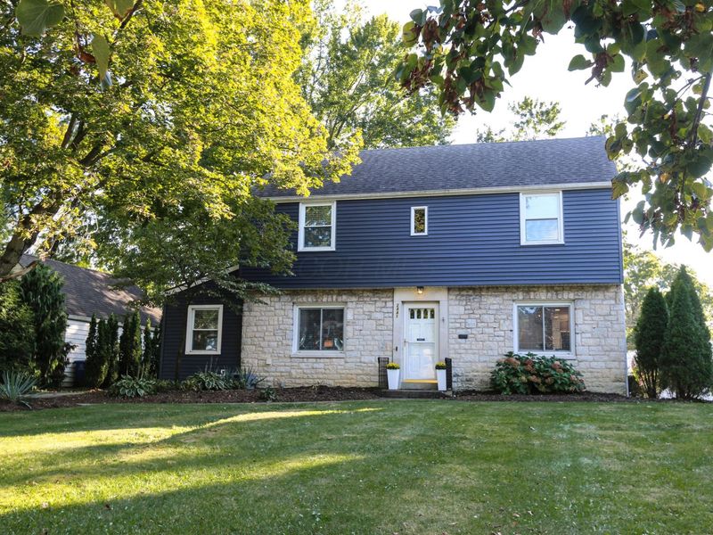 2441 Berwick Boulevard, Columbus, OH 43209 Photo 2