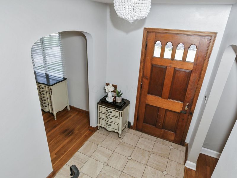 2441 Berwick Boulevard, Columbus, OH 43209 Photo 5