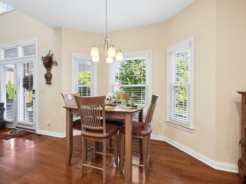 5835 Lake Forest Way, Westerville, OH 43082 Photo 12