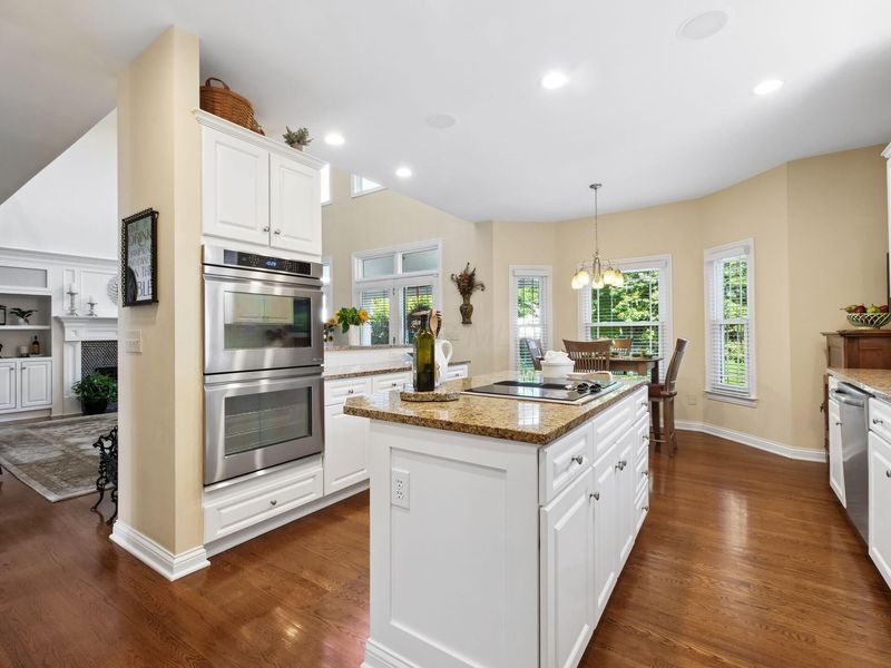 5835 Lake Forest Way, Westerville, OH 43082 Photo 8