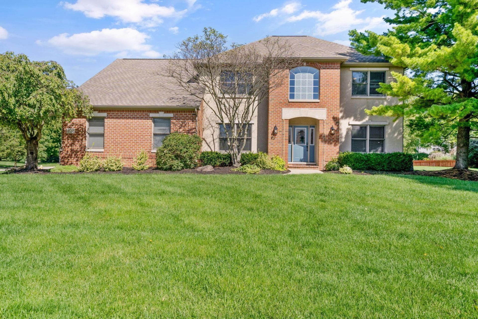 5565 Troon Place, Westerville, OH 43082 Main Photo