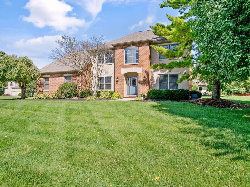 5565 Troon Place, Westerville, OH 43082 Photo 2