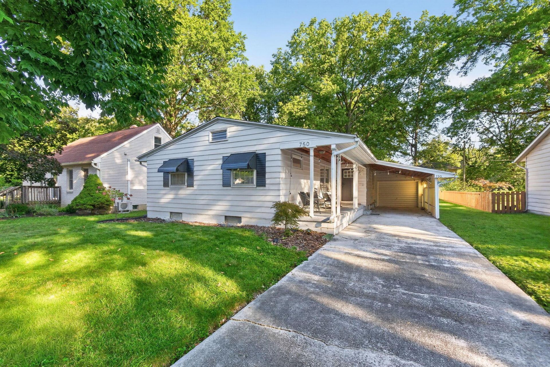 750 W 8th Street, Marysville, OH 43040 Main Photo