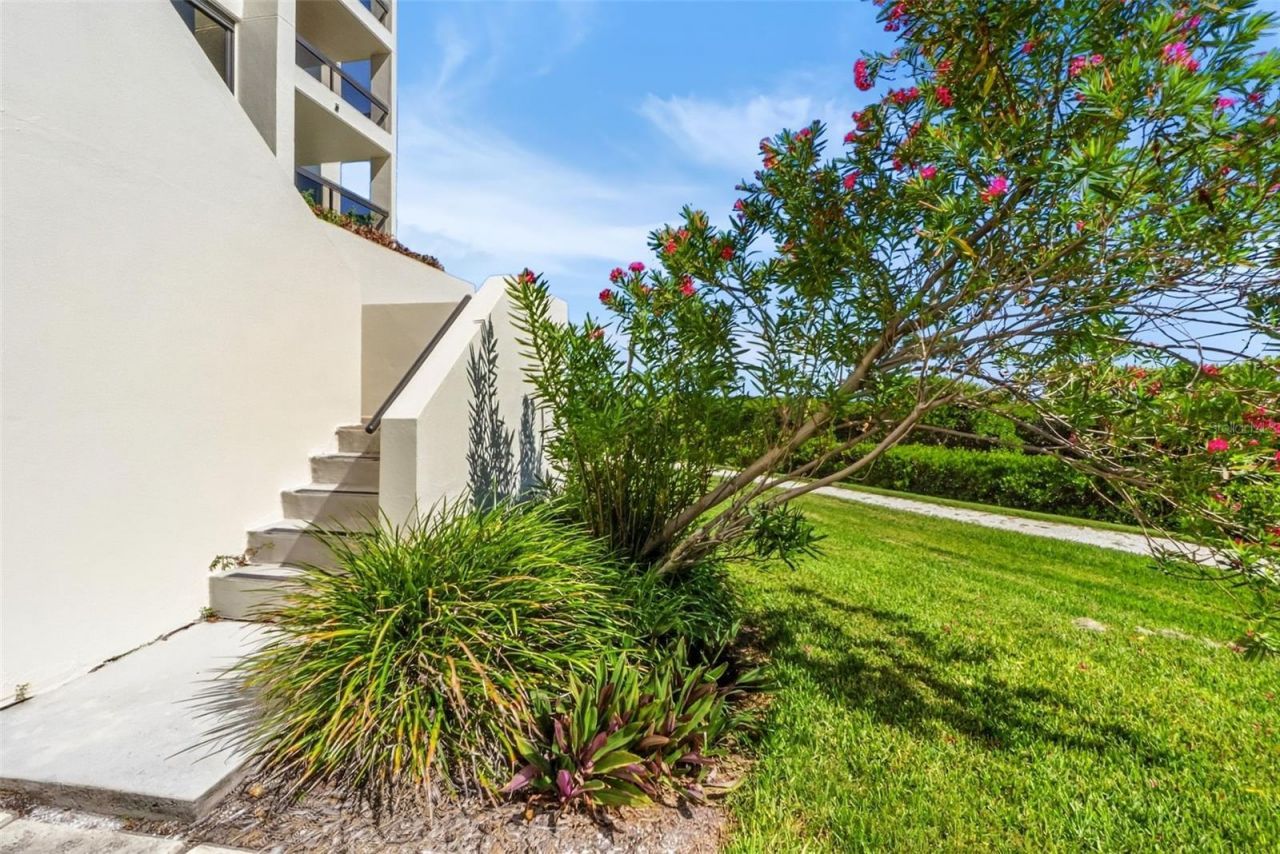 1932 Harbourside Drive, Unit 214, Longboat Key, FL 34228 Photo