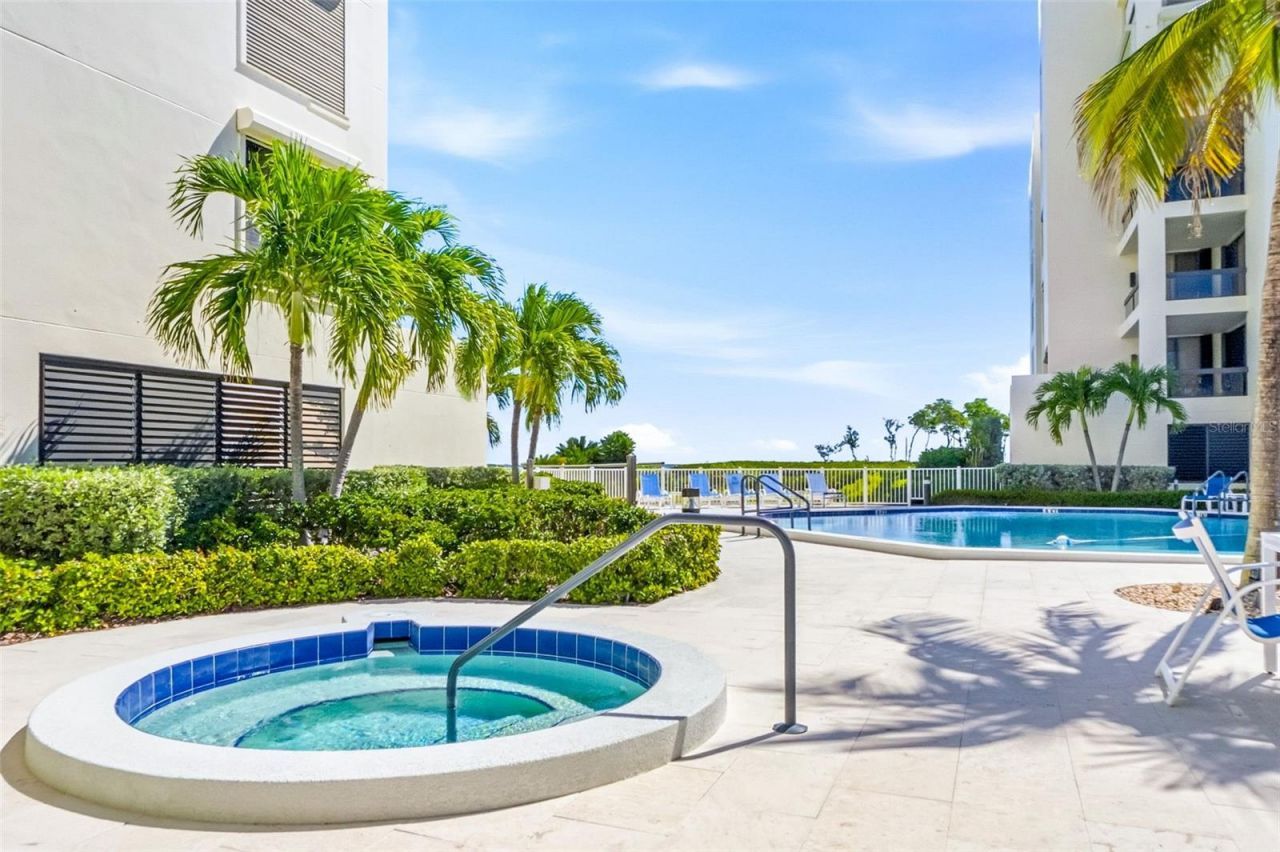 1932 Harbourside Drive, Unit 214, Longboat Key, FL 34228 Photo