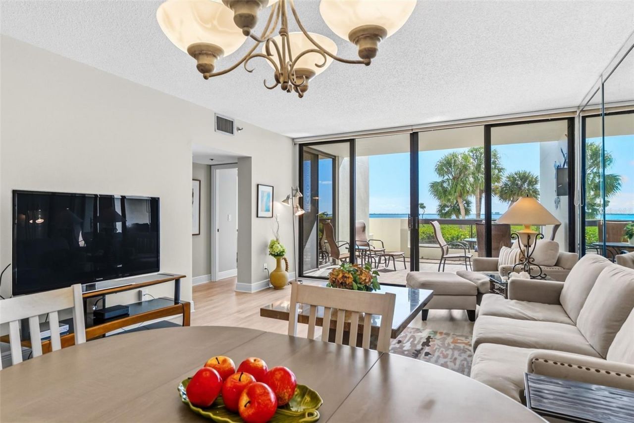 1932 Harbourside Drive, Unit 214, Longboat Key, FL 34228 Photo