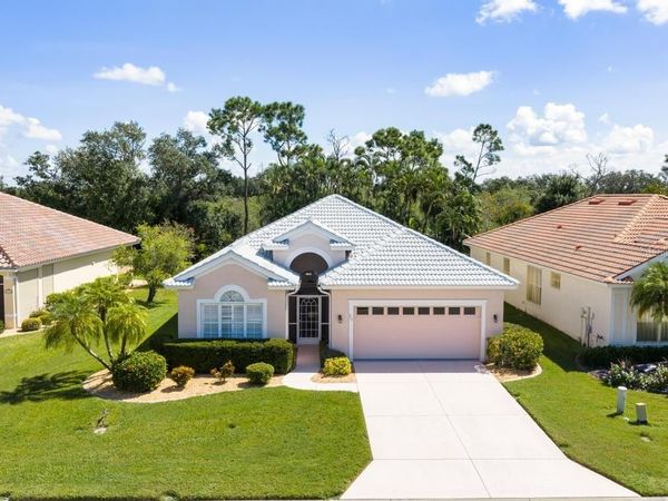 711 BACK NINE DRIVE , VENICE, FL 34285