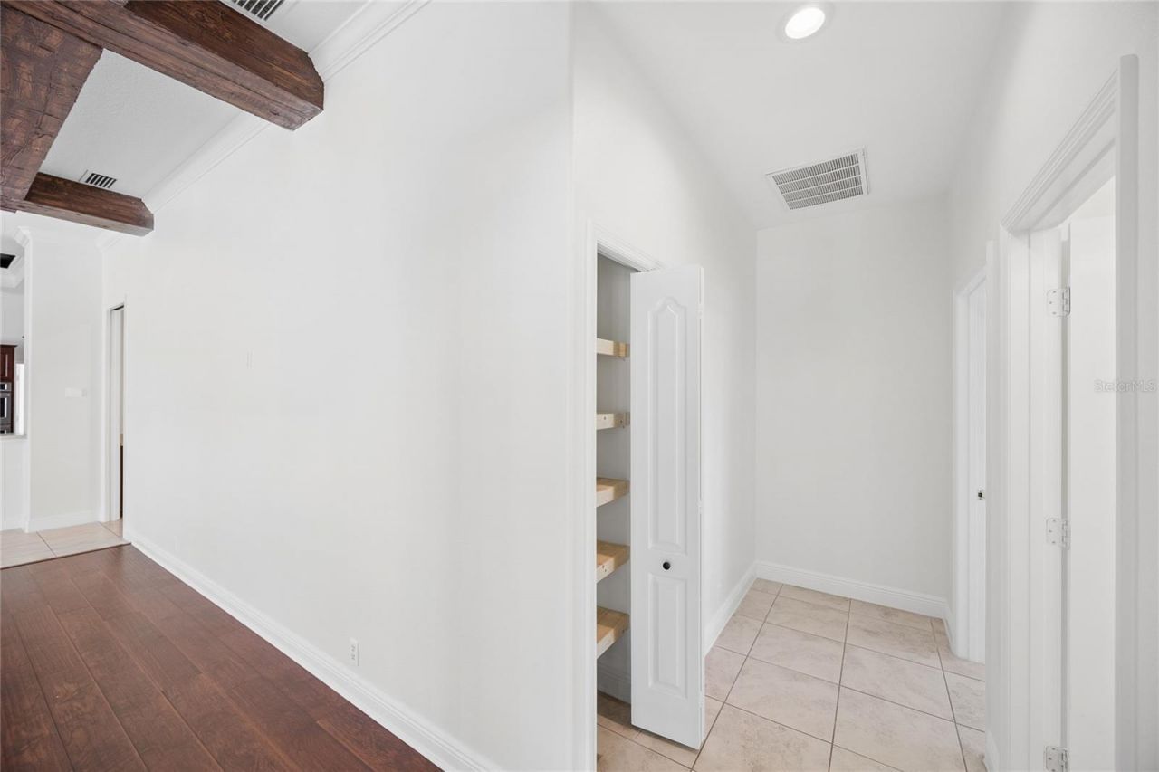 1233 Vista Hills Drive, Lakeland, FL 33813 Photo
