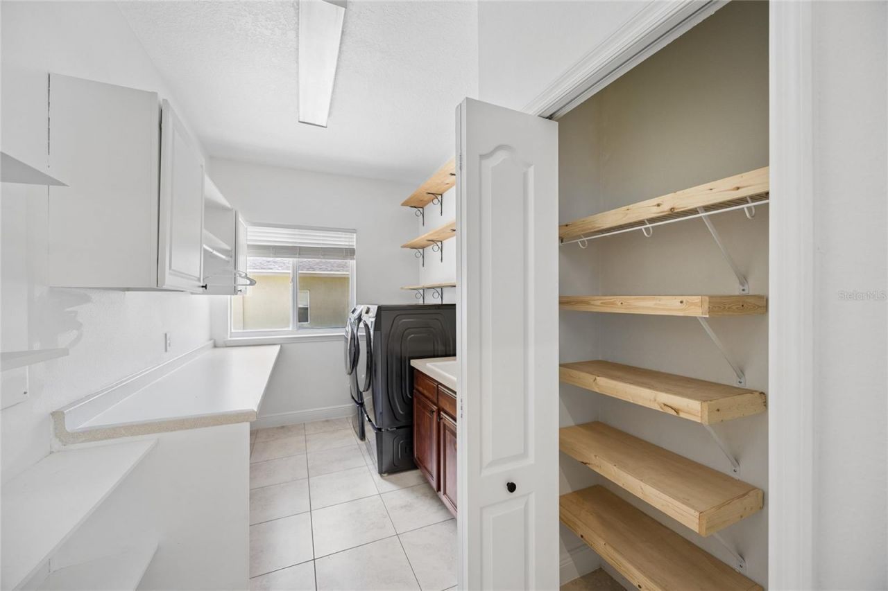 1233 Vista Hills Drive, Lakeland, FL 33813 Photo