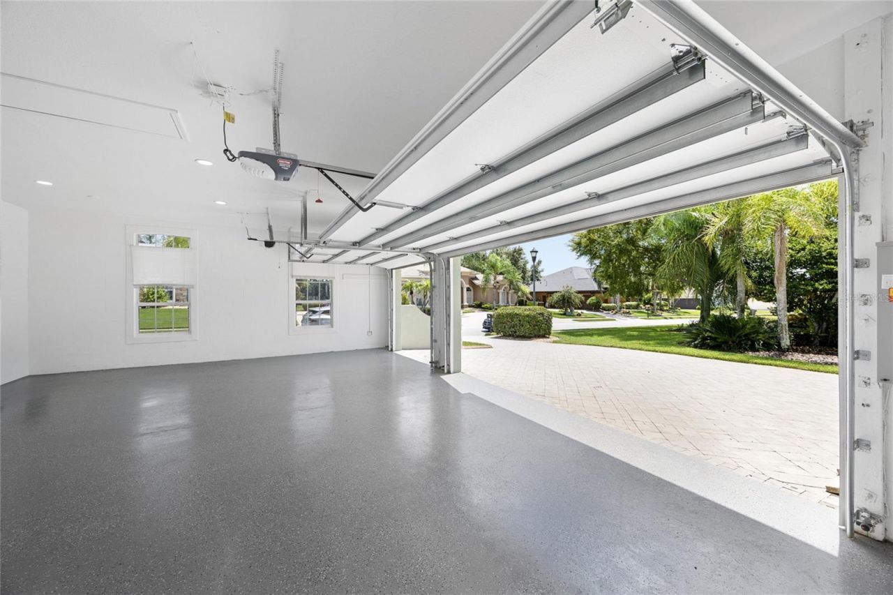 1233 Vista Hills Drive, Lakeland, FL 33813 Photo
