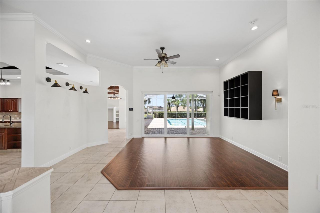 1233 Vista Hills Drive, Lakeland, FL 33813 Photo