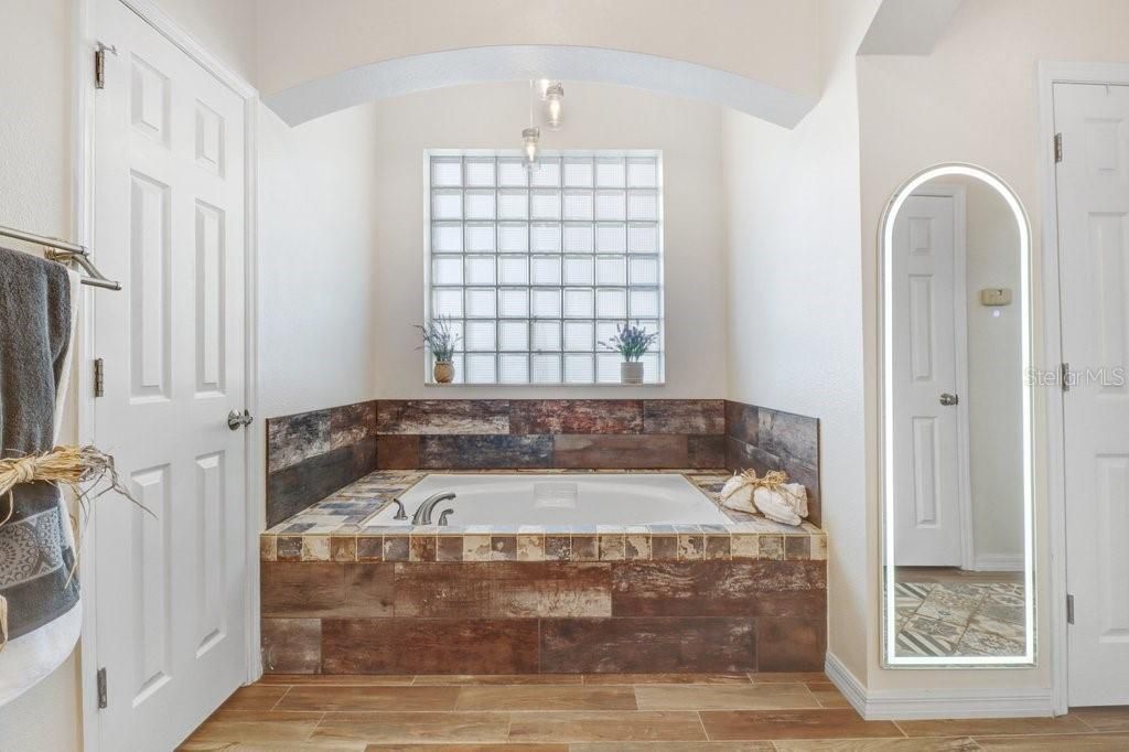 4430 Merrick Run Lane, Valrico, FL 33596 Photo