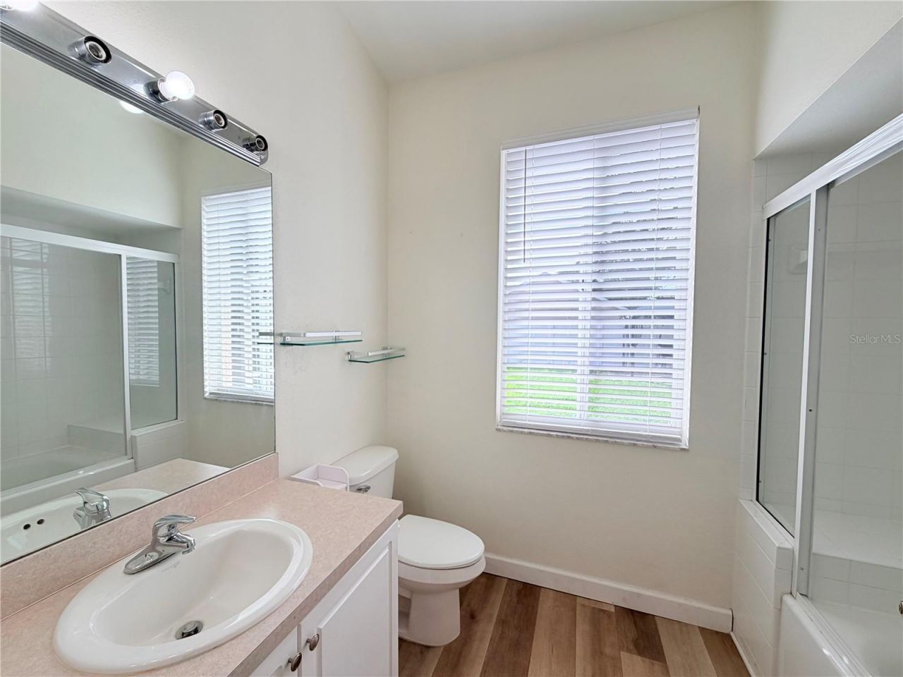 24604 Laurel Ridge Drive , Lutz, FL 33559 Photo
