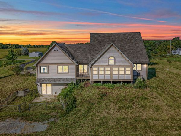 3663 S Pittsford Road, Pittsford, MI 49271