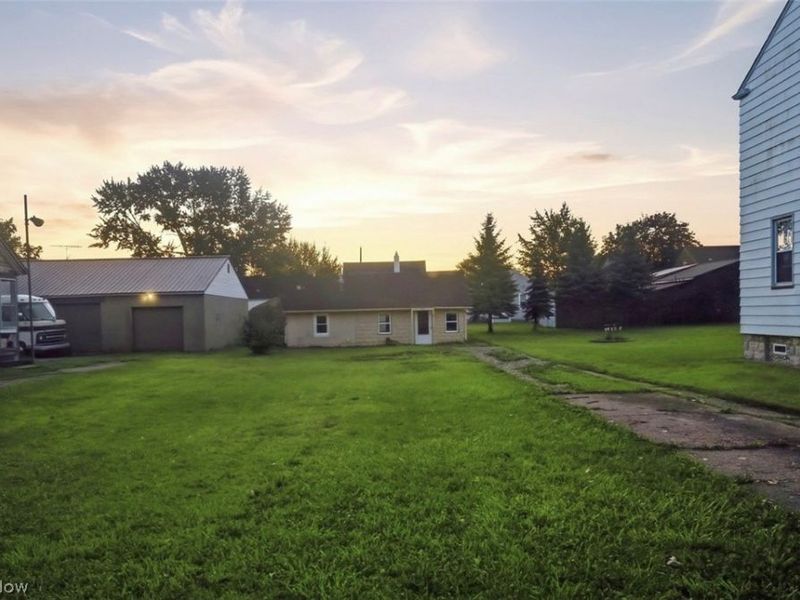 153 N Dunlap Avenue, Youngstown, OH 44509 Photo 2