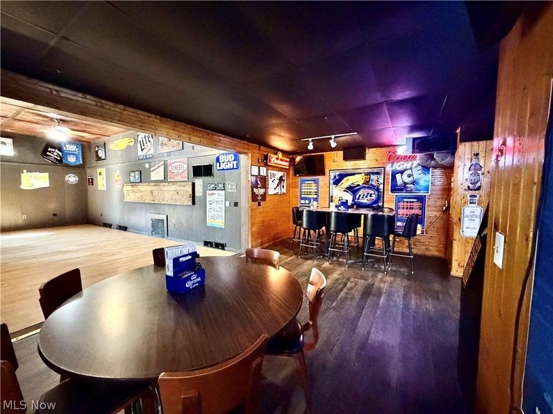 1111 Niles Cortland Road NE, Howland, OH 44484 Photo 10
