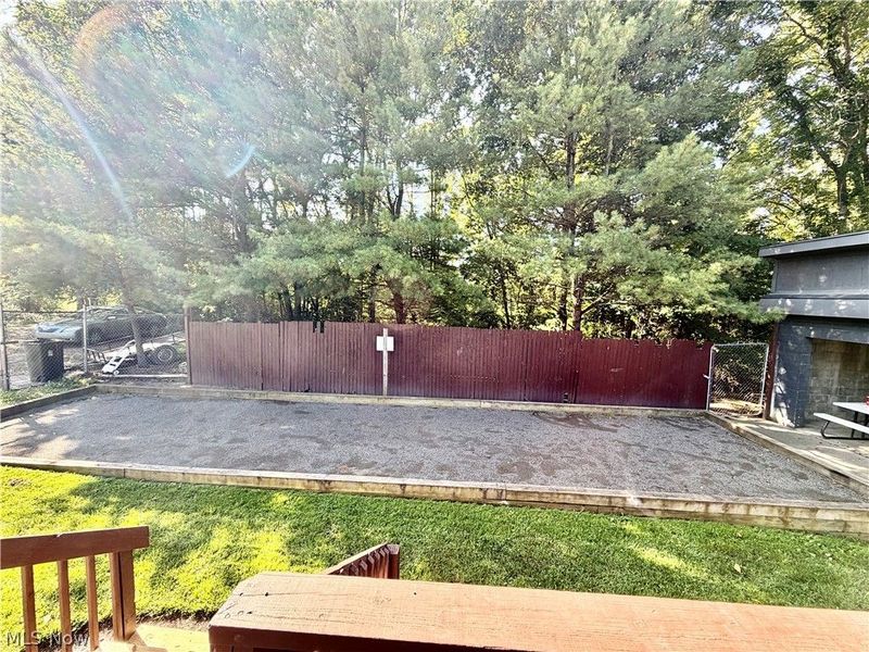 1111 Niles Cortland Road NE, Howland, OH 44484 Photo 16